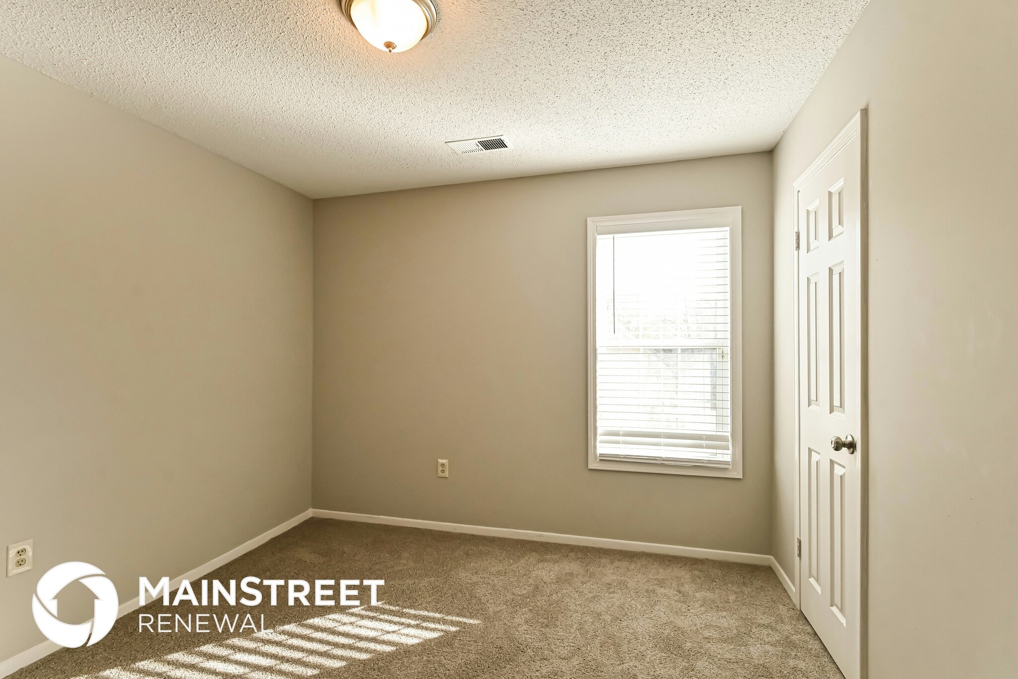 Building Photo - 4495 Bonnie Brae Dr