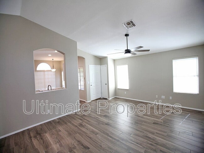 Building Photo - 7455 W Crest Ln