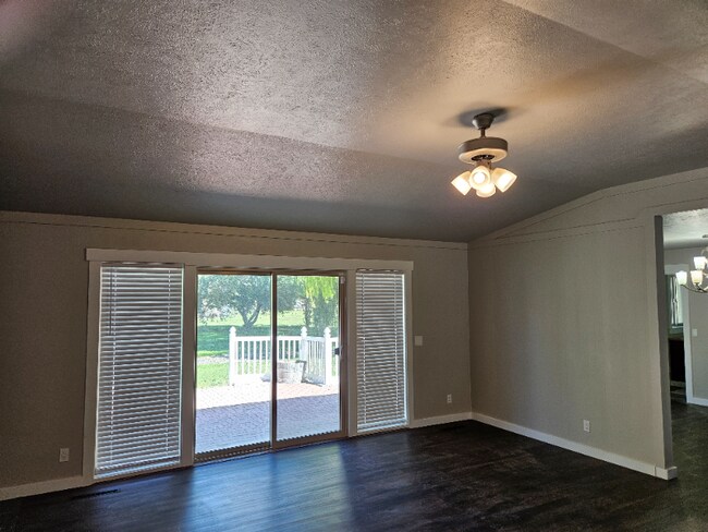 Building Photo - 158 Aspen Crst Ln