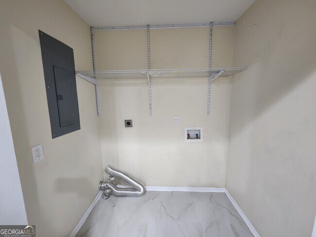 Building Photo - 29 Tinica Way