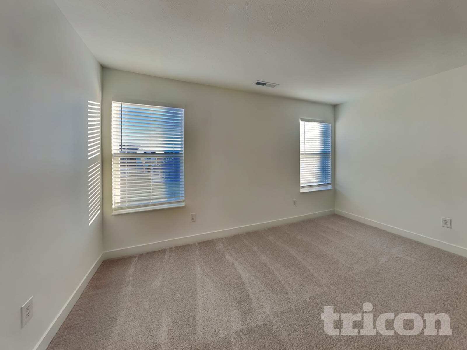 Building Photo - 11831 Moorfield Ln