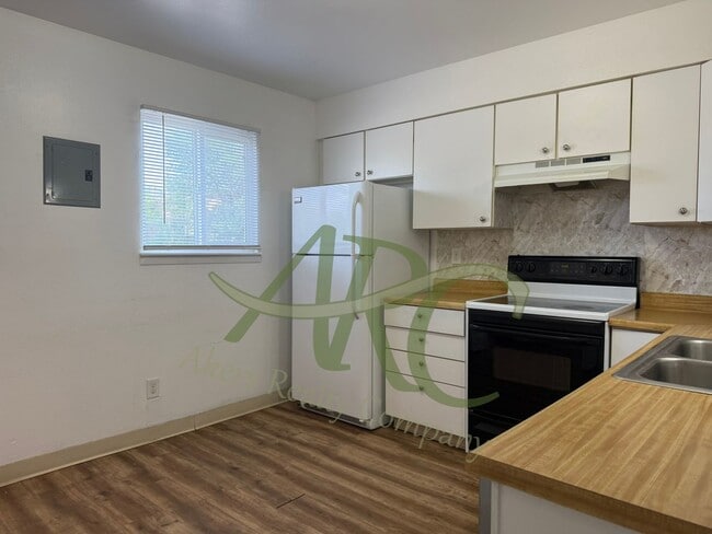 Building Photo - 6693 Pahokee Ct