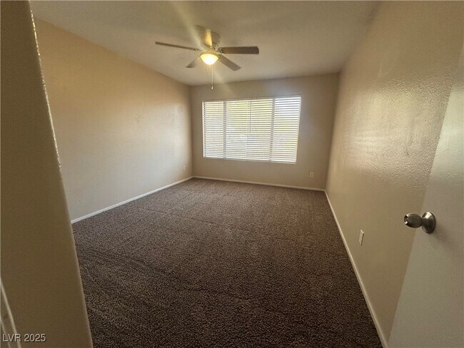 Building Photo - 3055 Casey Dr
