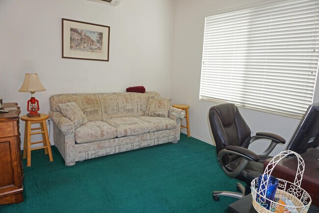 Building Photo - 78984 Spirito Ct