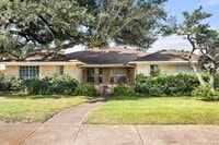 Building Photo - 8351 Lullwater Dr