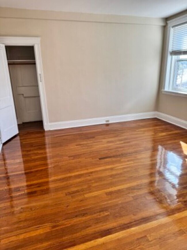 Building Photo - Allston Studio Apartment - 1/15