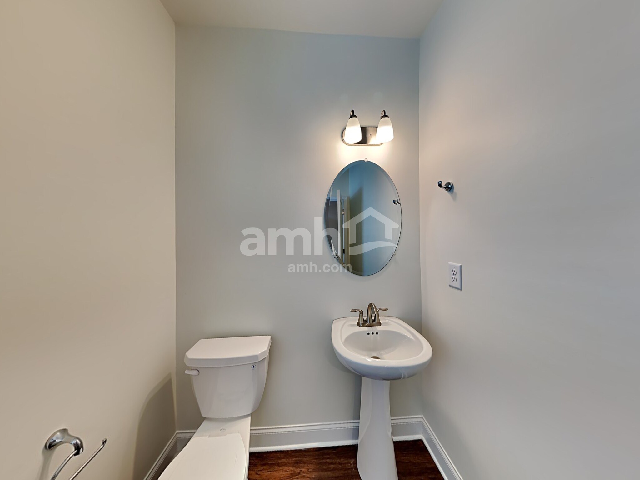 Building Photo - 8110 Brookbend Dr
