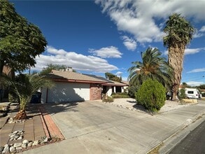 Building Photo - 3408 W El Cortez Ave