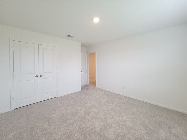 Building Photo - 3038 Pensacola Dr