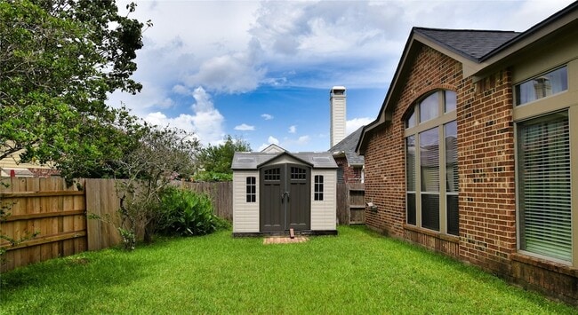 Building Photo - 13611 Summer Cloud Ln
