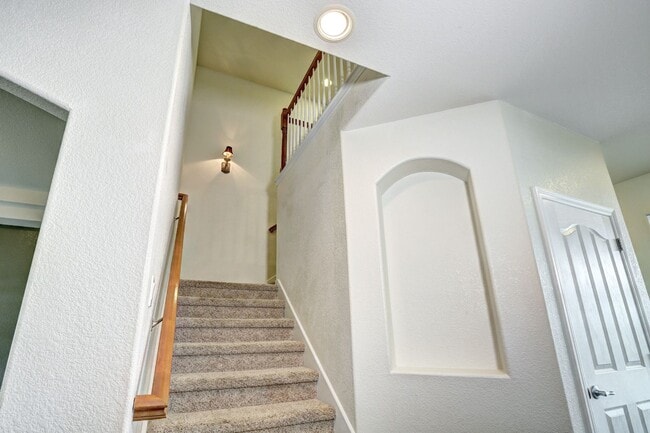 Building Photo - Convenient Castle Rock home on Culd-a-sac located in The Haven Neighborhood by Metzler Ranch!