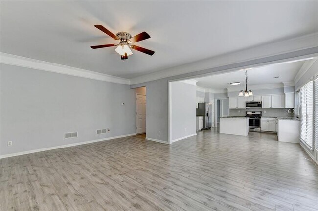 Building Photo - 7635 Harrogate Pl