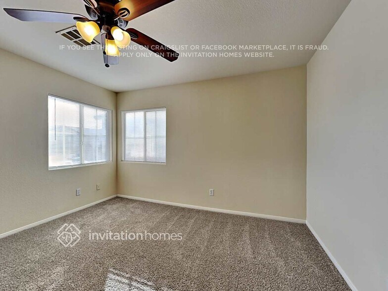 Building Photo - 9526 Michelle Falls Ave