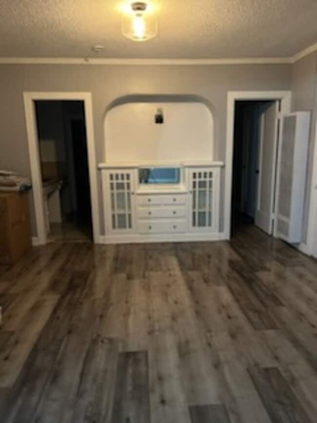 Building Photo - 1439-1441 West 53rd St.