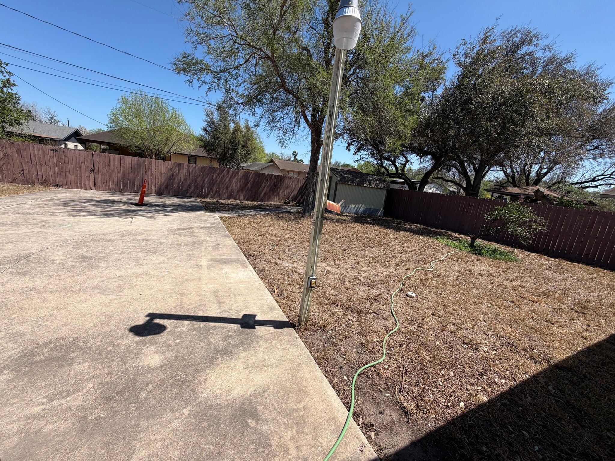 Building Photo - 1818 Joanna Ave