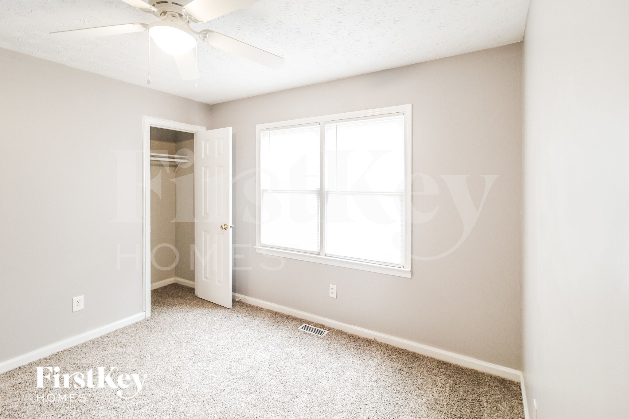 Building Photo - 262 Kesler Ct