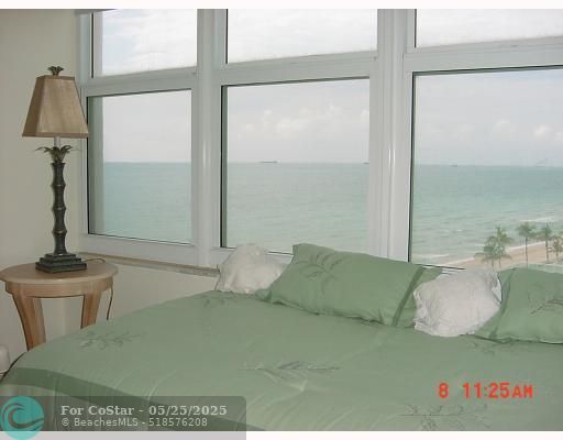 Building Photo - 4010 Galt Ocean Dr