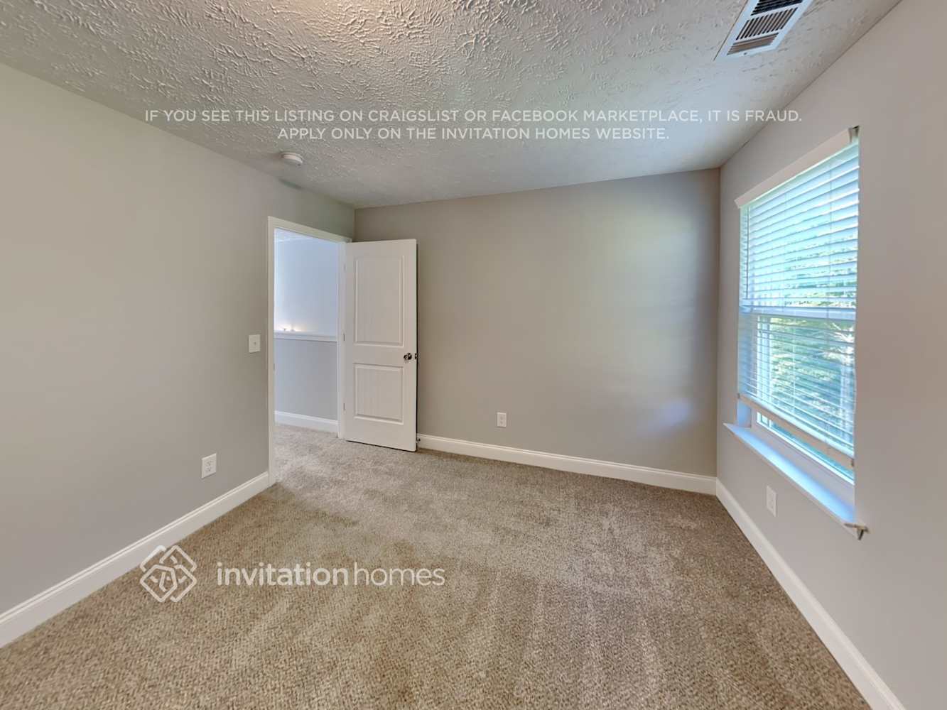 Building Photo - 837 Cedar Ln
