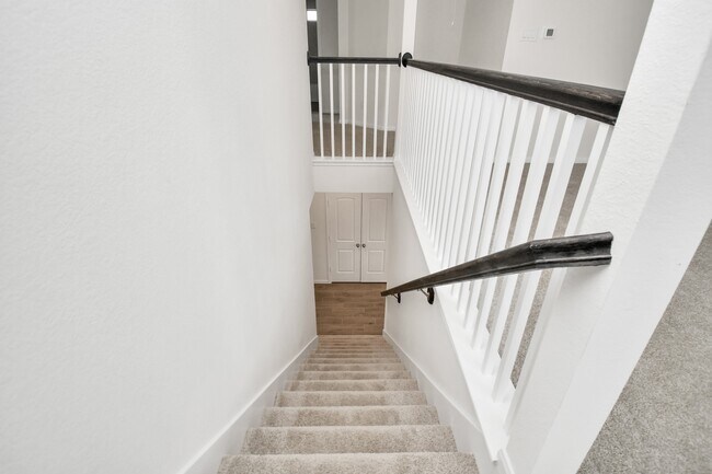 Building Photo - 304311 Crystal Strm Ln