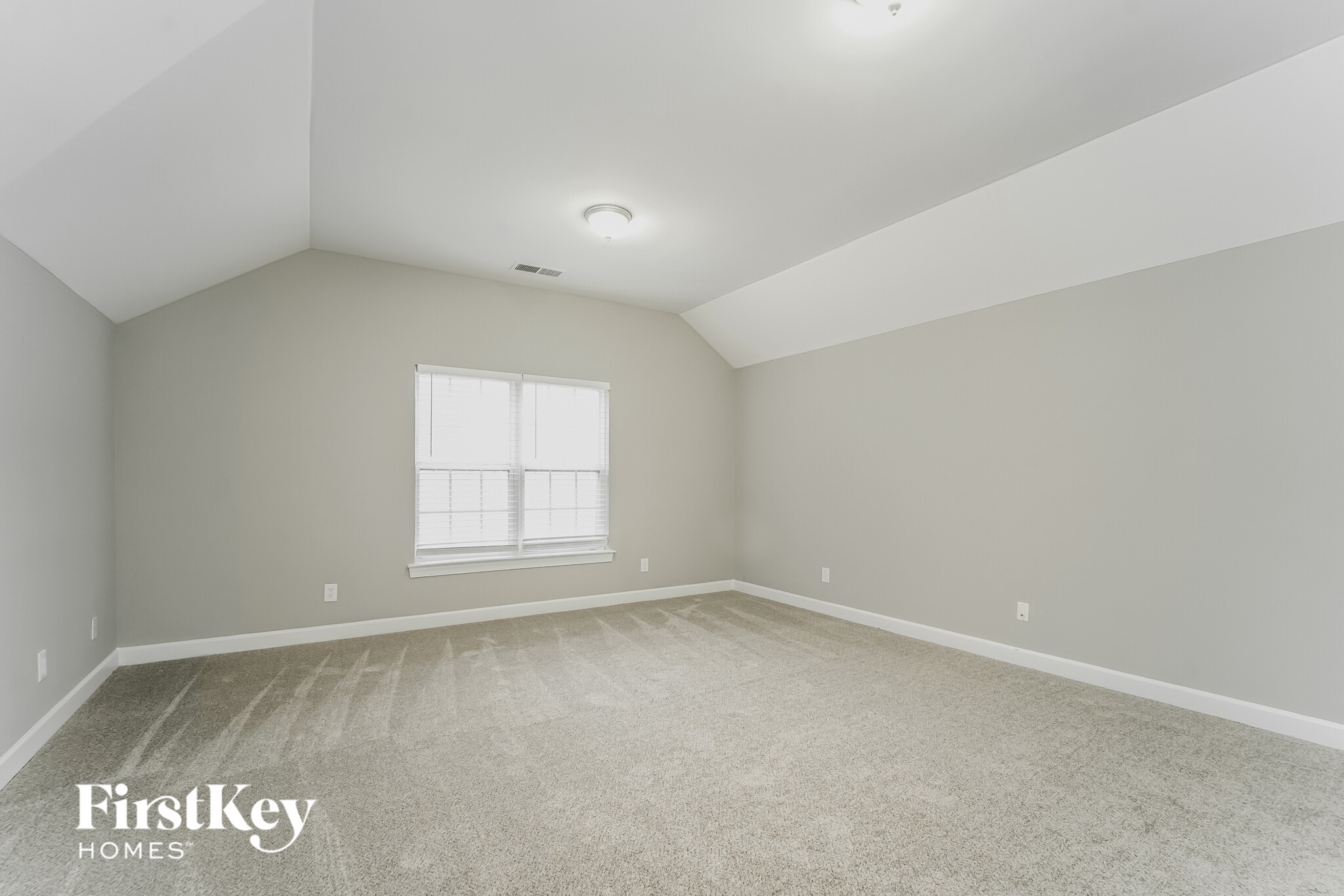 Building Photo - 1240 Blackstone Ct NW