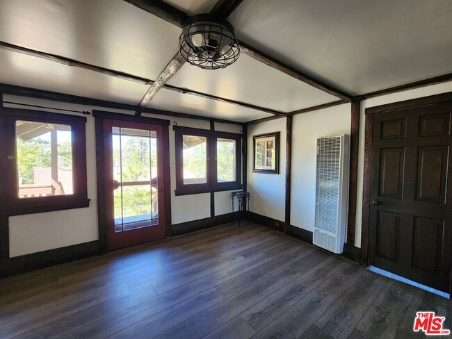 Building Photo - 809 Talmadge Rd