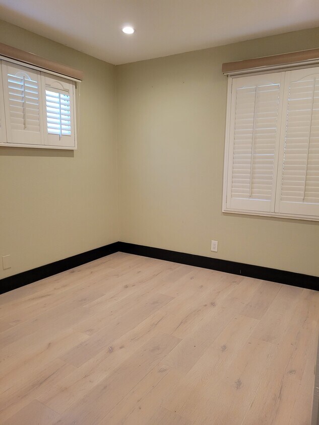 bedroom #1 - 11721 Puryear Ln