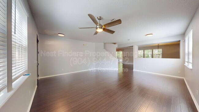 Building Photo - 1063 Collinswood Dr W