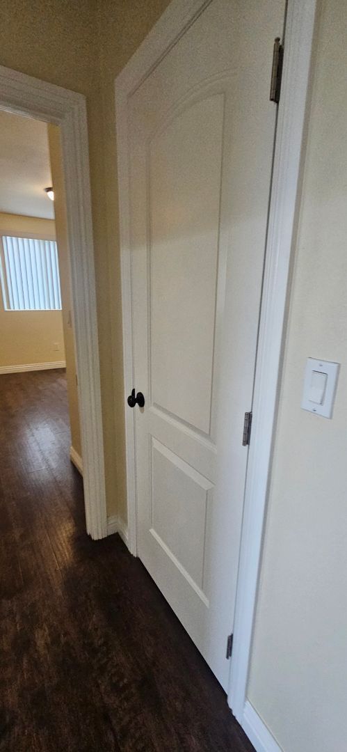 Building Photo - 75(611)