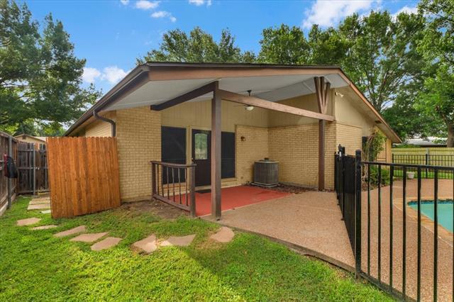 Building Photo - 6901 Red Fox Trail