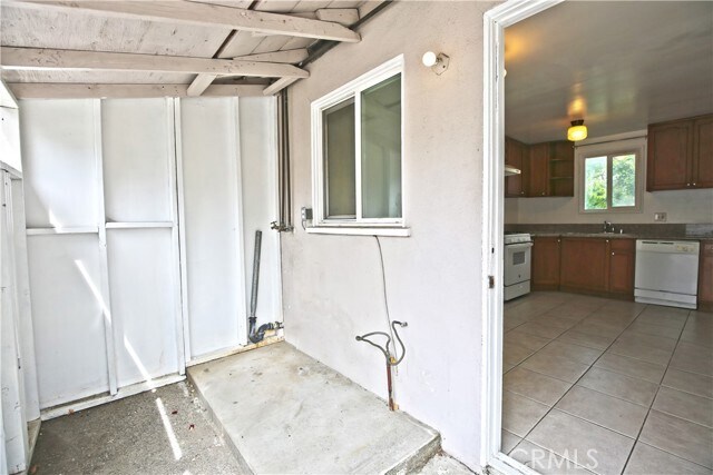 Building Photo - 1211 S 10th Ave