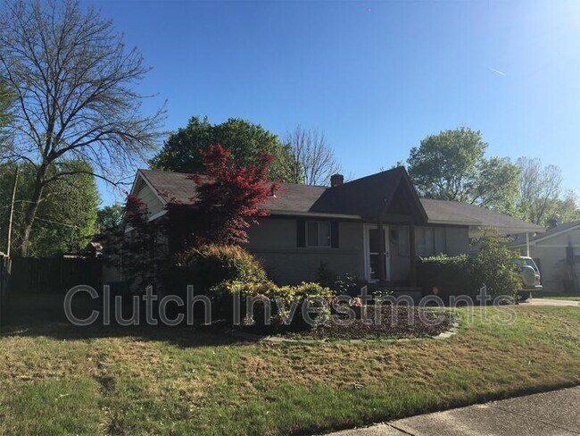 Building Photo - 5465 Mesquite Rd