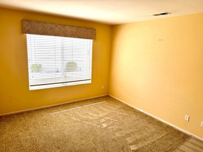 Building Photo - 4969 Lamia Way