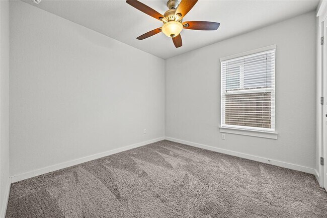 Building Photo - 5800 Marostica Ln