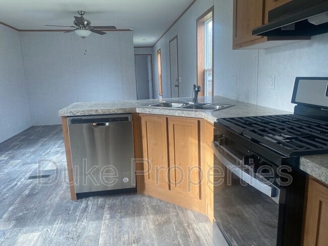 Building Photo - 6009 Boyd Rd