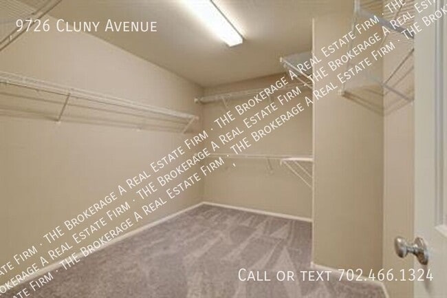 Building Photo - 9726 Cluny Ave