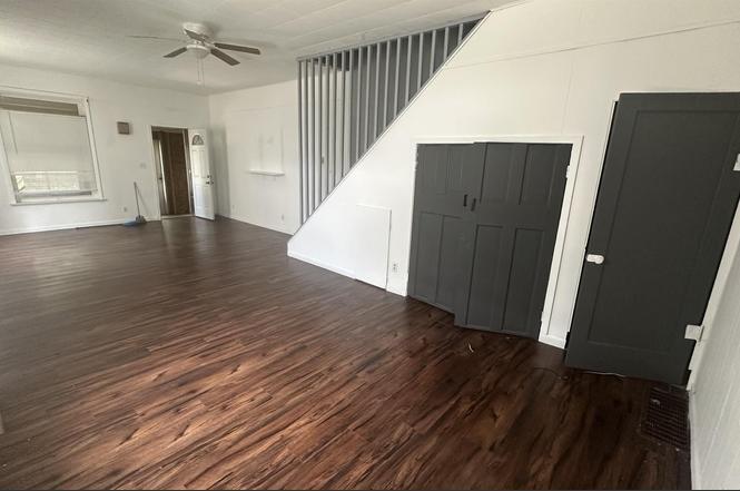 Building Photo - 1434 Avenue D