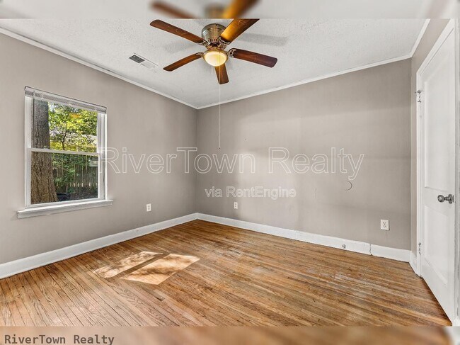 Building Photo - 1678 Alta Vista Ave