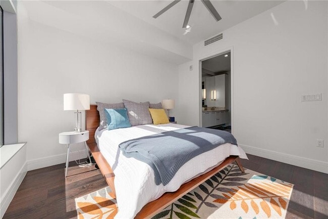 Building Photo - 501 West Ave