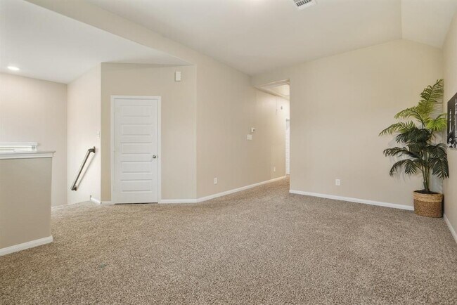 Building Photo - 24603 Porta Borsari Dr