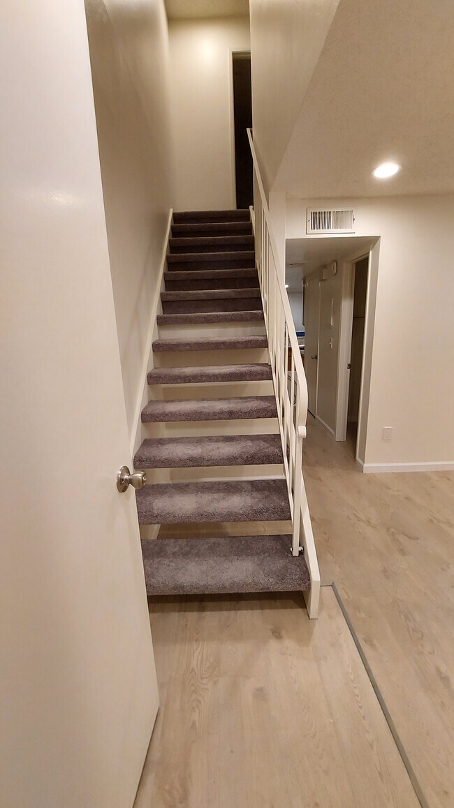 Building Photo - 1540 Ivycreek Cir