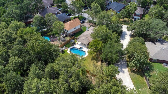 Building Photo - 135 Fairwind Trail Dr