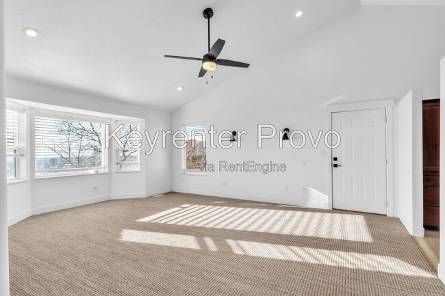 Building Photo - 1559 Oak Cliff Dr