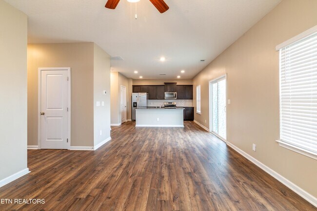 Building Photo - 173 Ashe Ave