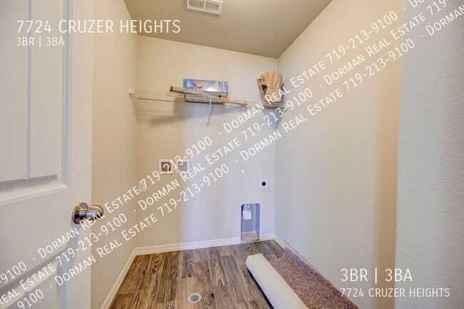 Building Photo - 7724 Cruzer Hts