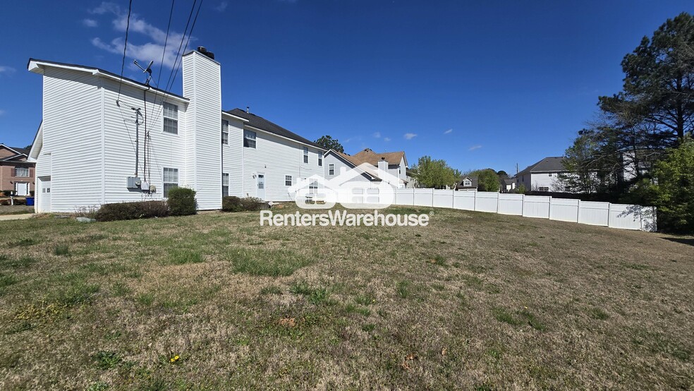 Building Photo - 2058 Hairston Creek Pkwy