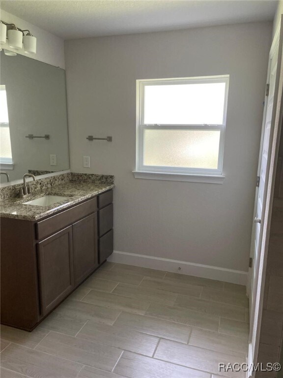 Building Photo - 5992 N Mahogany Terrace