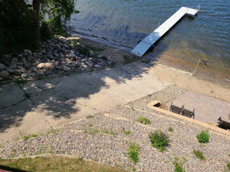 Building Photo - 28656 W Lake Dr