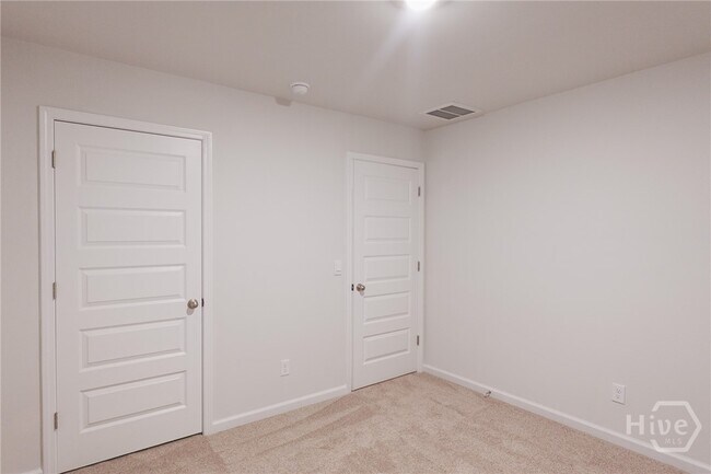 Building Photo - 393 Coconut Dr