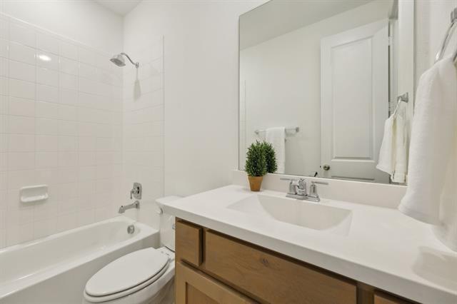 Building Photo - 3105 Eccleston St