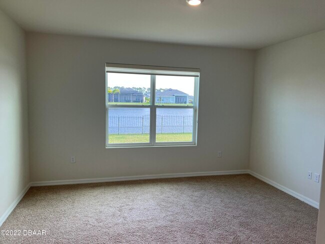 Building Photo - 325 Caryota Ct